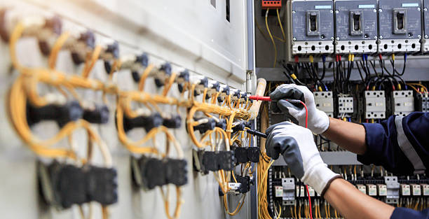 Professional Electrician technician working in Rancho San Diego, CA